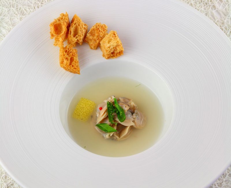 Vongole, limone e cilantro