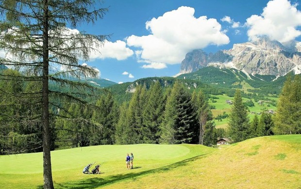 A Cortina, una cena a 9 buche
