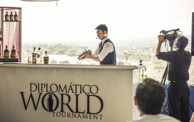 Cocktail: un "duello" Diplomatico