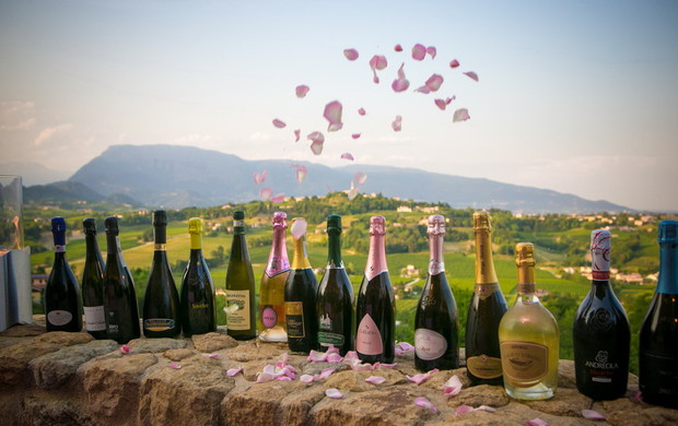 <strong><strong>Ca’ del Poggio Ristorante & Resort: </strong>appuntamento con le grandi cantine</strong>