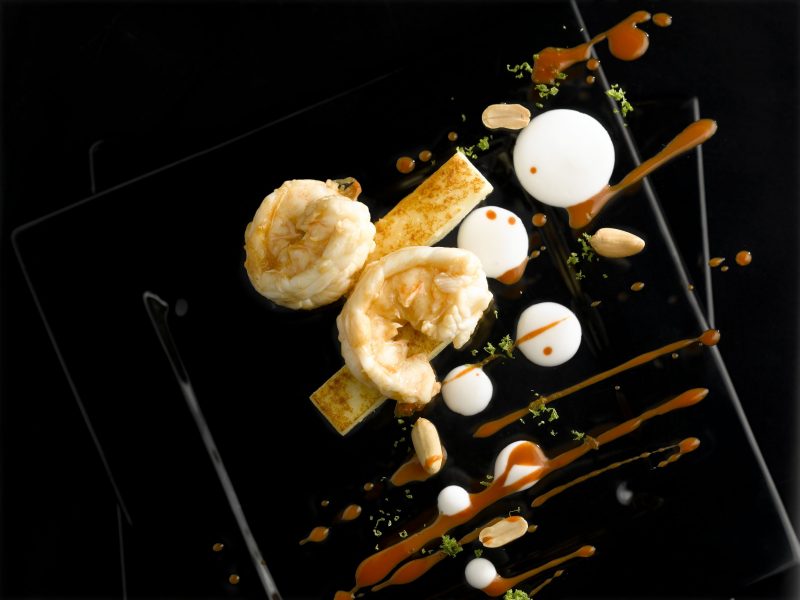 Aragostella al burro d’arachidi, semolino al lemon grass e latte di cocco