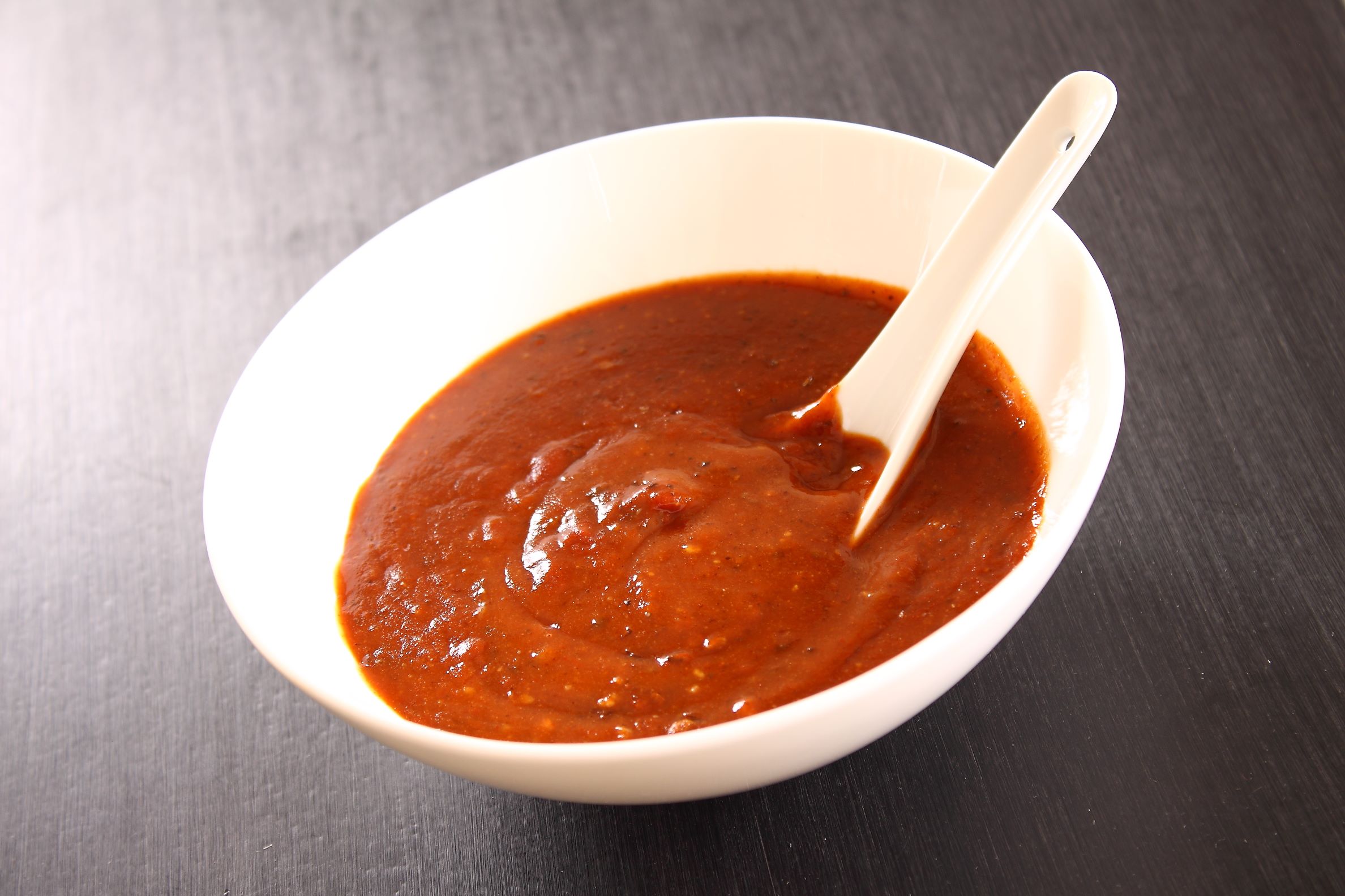 Salsa barbecue fatta in casa, la ricetta su Italian Gourmet