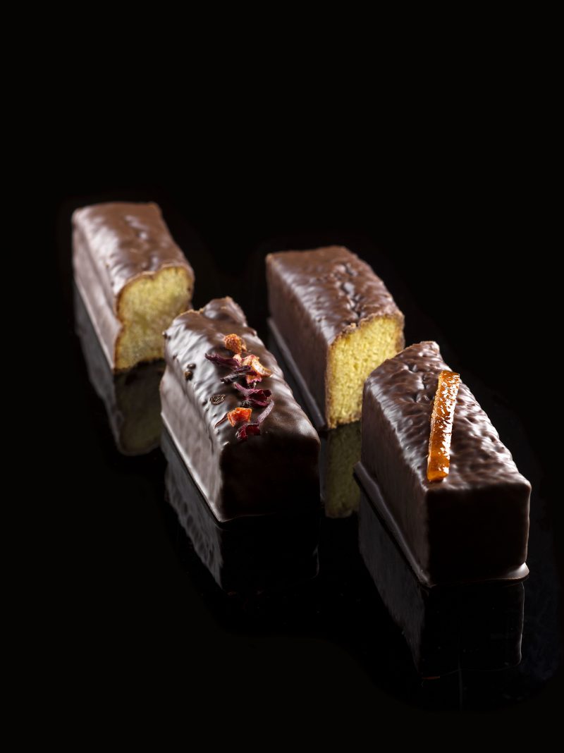 Long cake