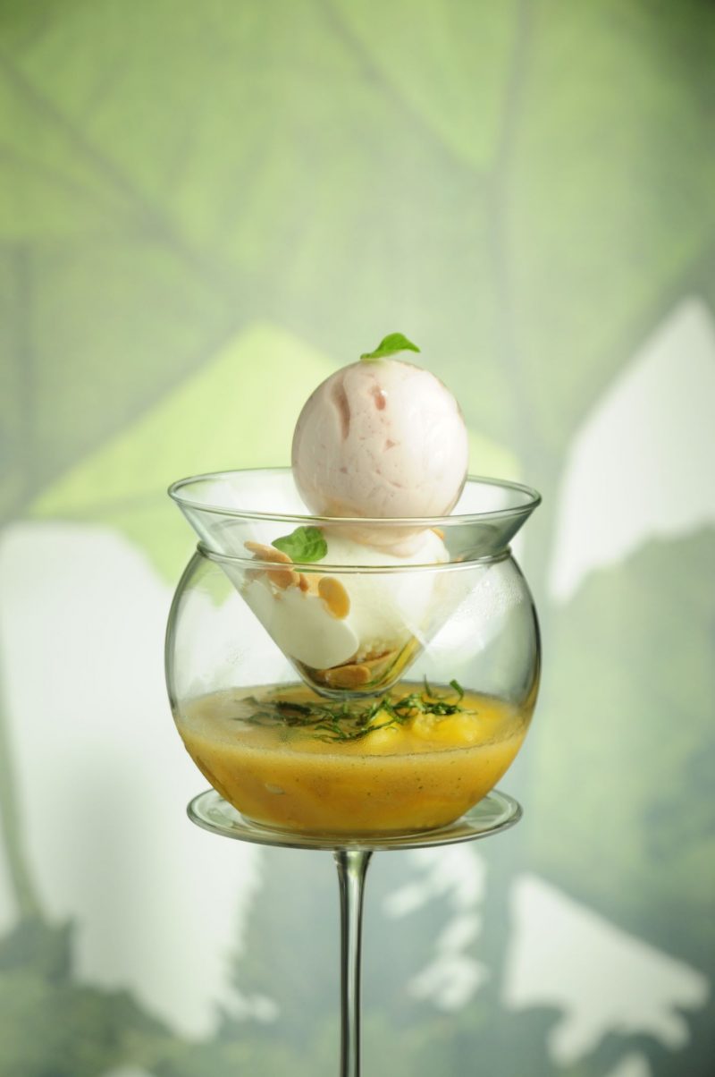 Pesca melba al basilico