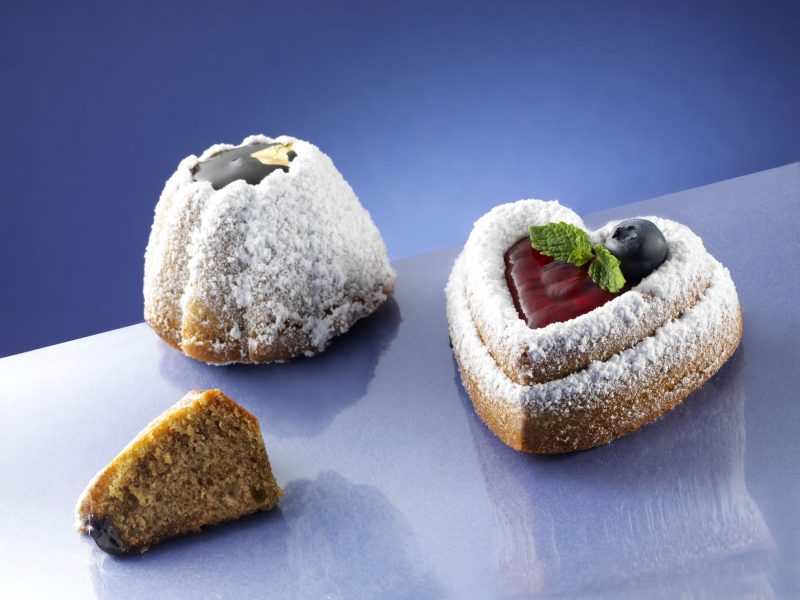 Plum cake al matcha