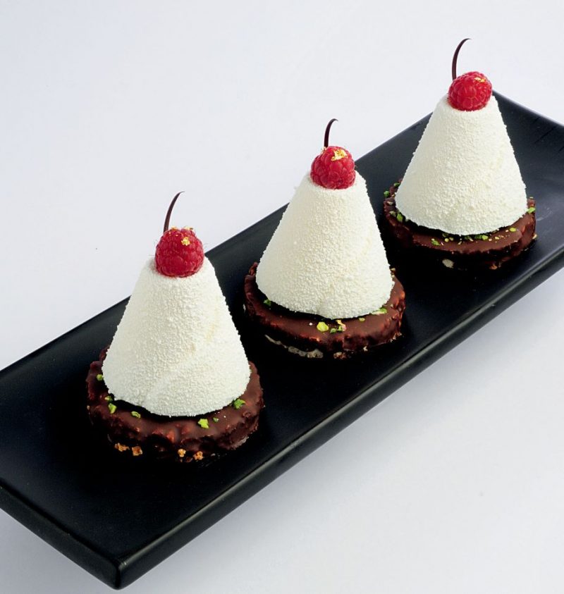 Snack cioccolato frutti di bosco e riso