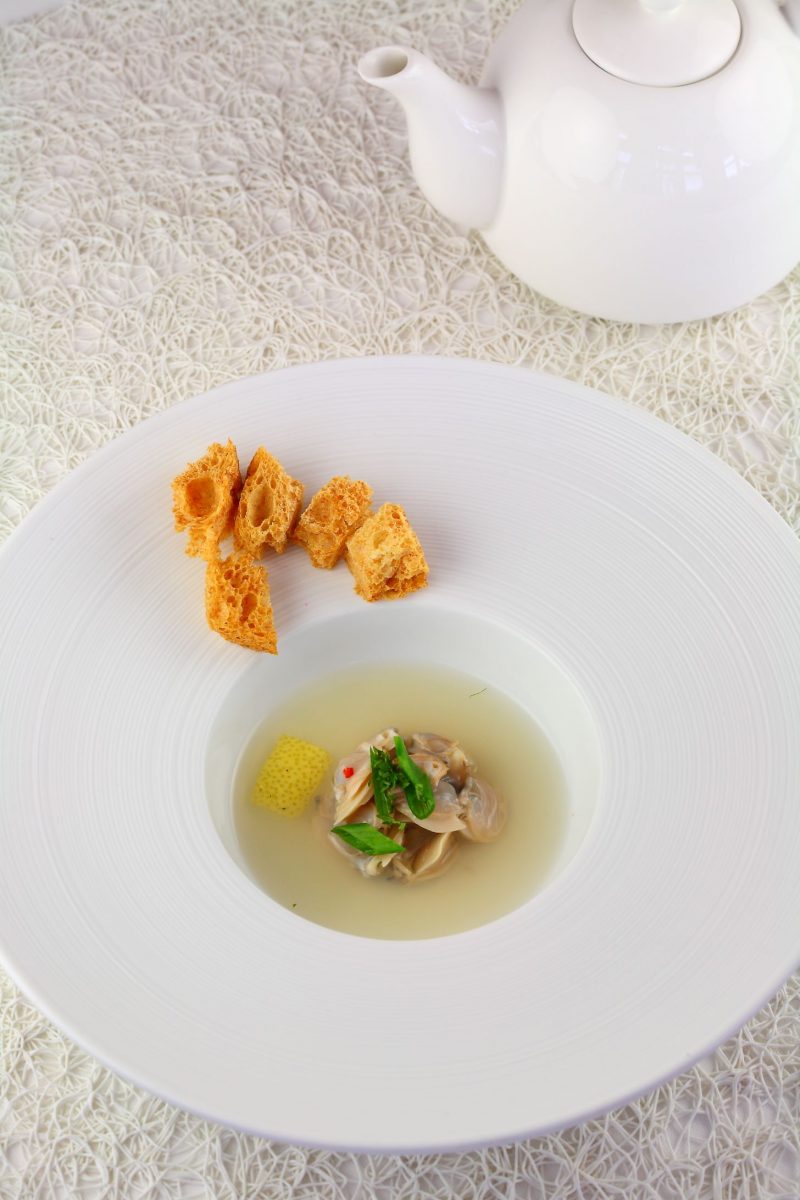 Vongole, limone e cilantro