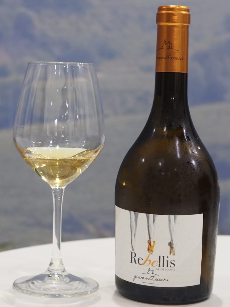Da Giannitessari un vino che si ribella alle consuetudini: Rebellis