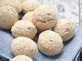 Bignè alle nocciole