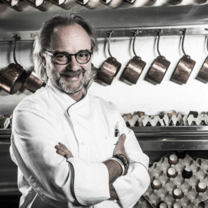 Un chef stellato a teatro: Marco Sacco interpreta Carême in uno spettacolo che omaggia Rossini