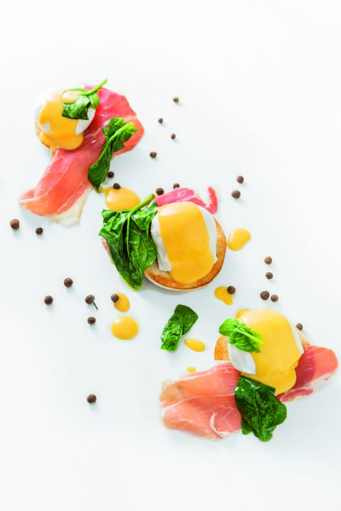 Uova alla Benedict al prosciutto crudo