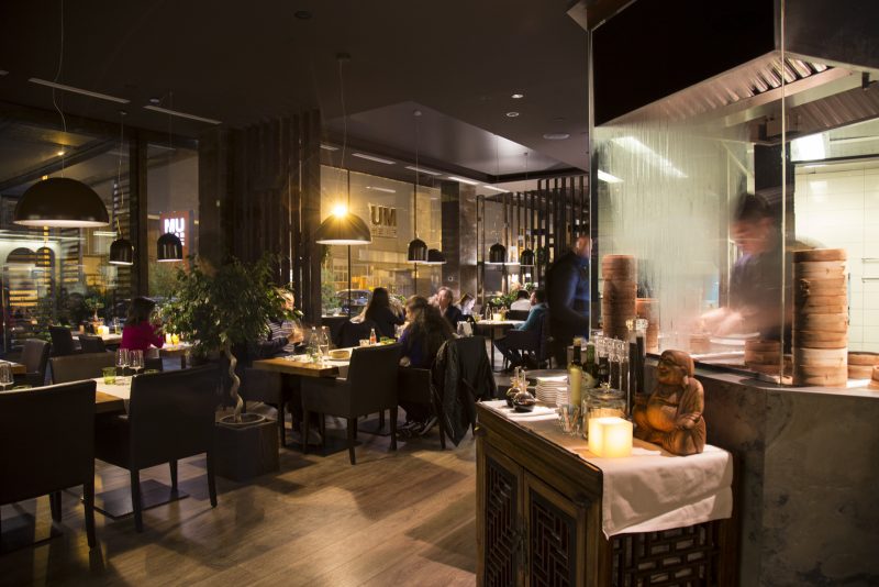 Mu fish compie due anni e regala un menu contro la fame