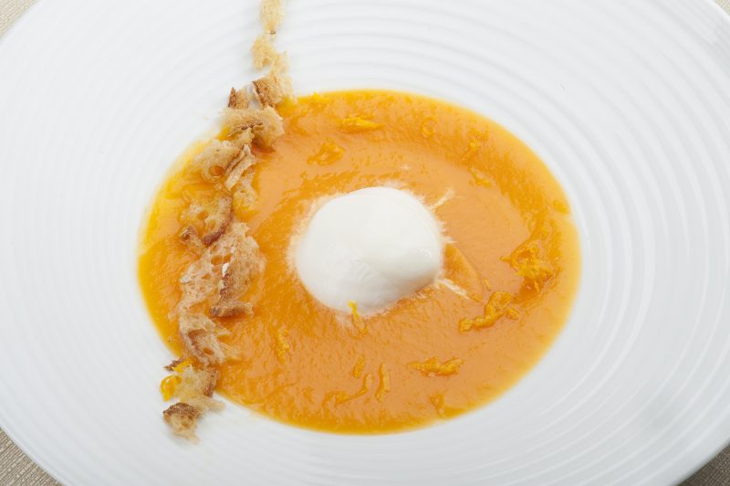 Uovo alla rovescia. Ricetta di Rosanna Marziale