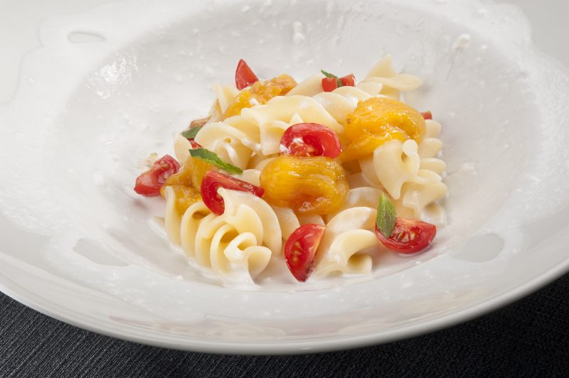 Bianco giallo e rosso. Pasta di Gragnano con Stracciatella di Bufala