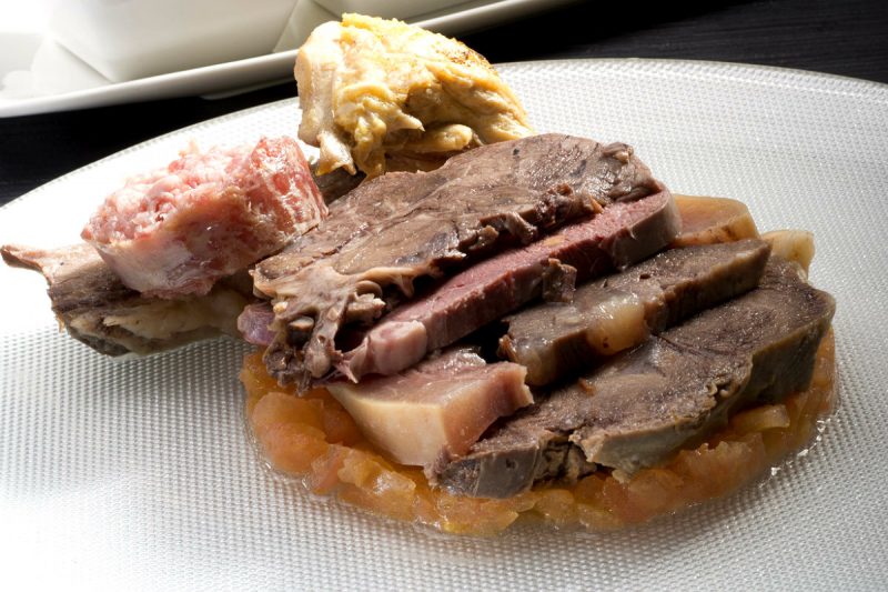 Bollito con mostarda: i migliori abbinamenti “piccanti” d’Italia