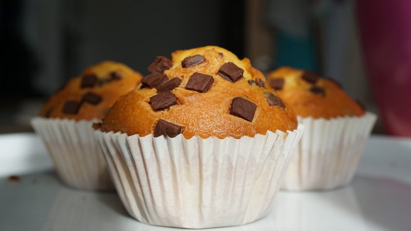Plumcake con gocce di cioccolato e profumo d’arancia