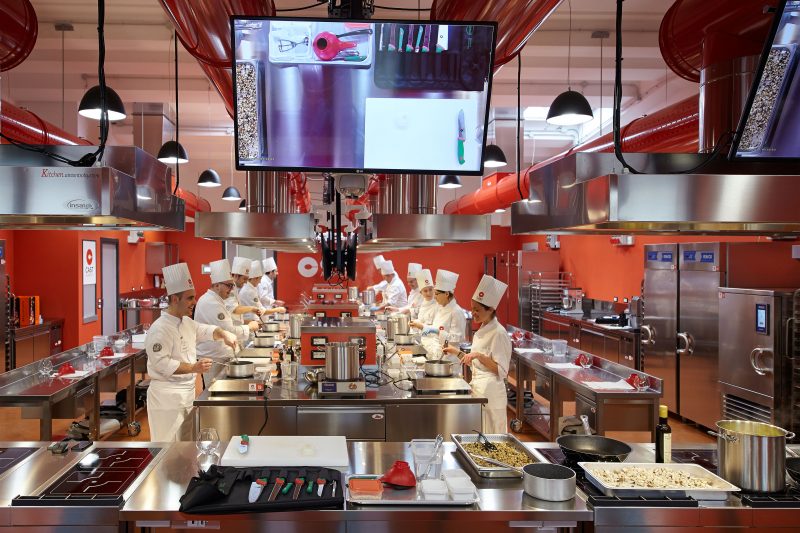 CAST Alimenti riparte in sicurezza