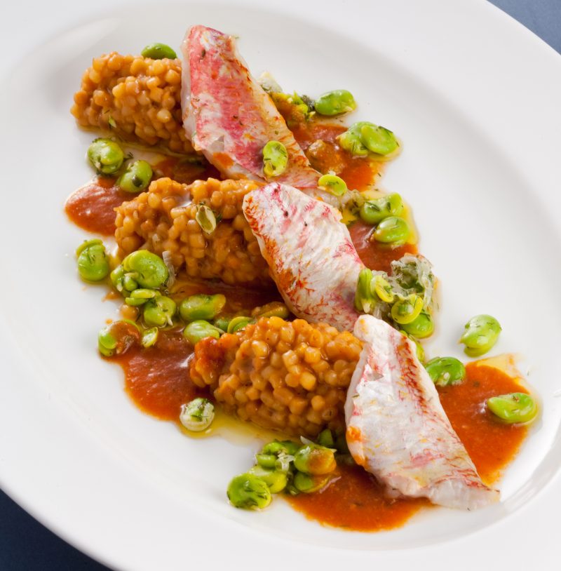 Fregula con triglie e fave