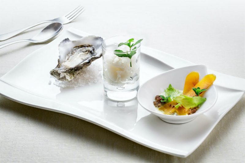 Ostriche e limone, bottarga e sedano, la ricetta dello chef Roberto Serra
