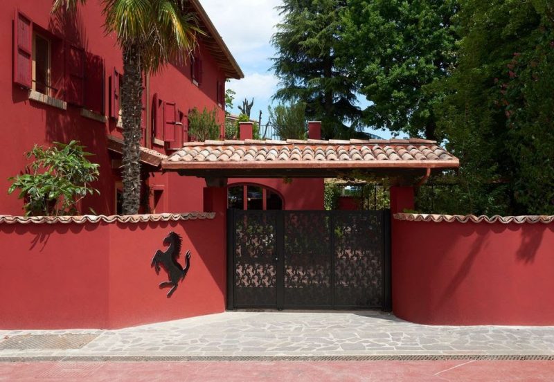 Il Ristorante Cavallino targato Ferrari rivive con Massimo Bottura