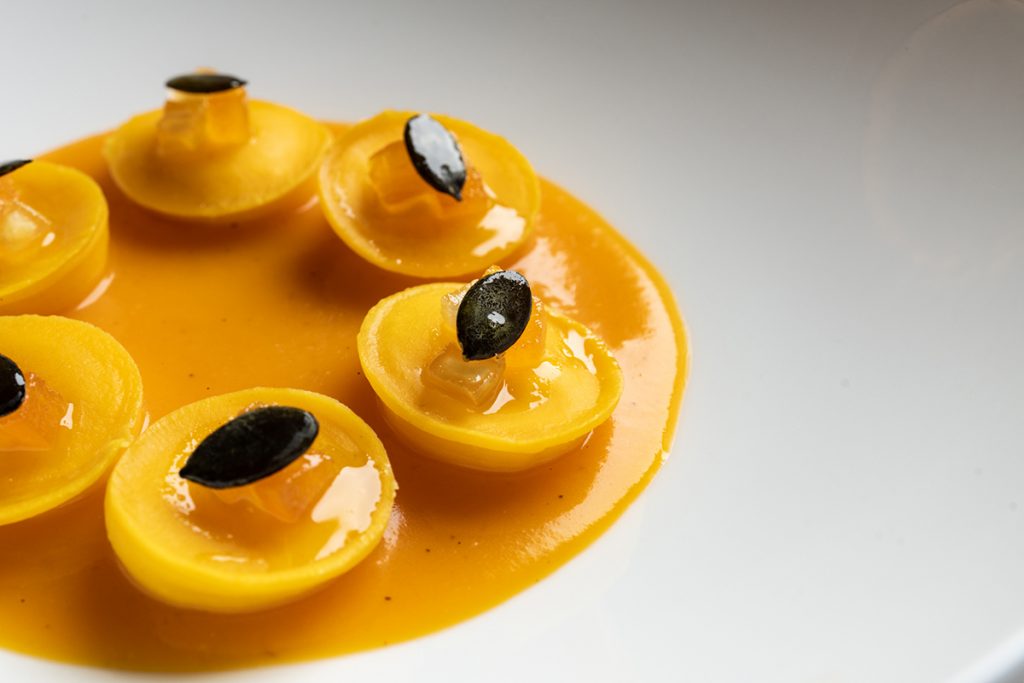 Bottoni di agrumi e zucca, pepe timut