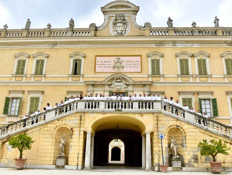 Les Ambassadeurs du Pain, tra tecnica e intronizzazioni