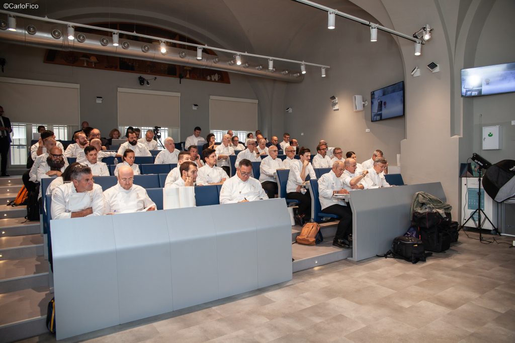 simposio-ampi-2022-platea