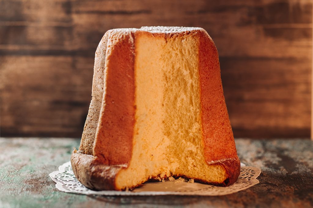 Pandoro - TNA Srl - shutterstock