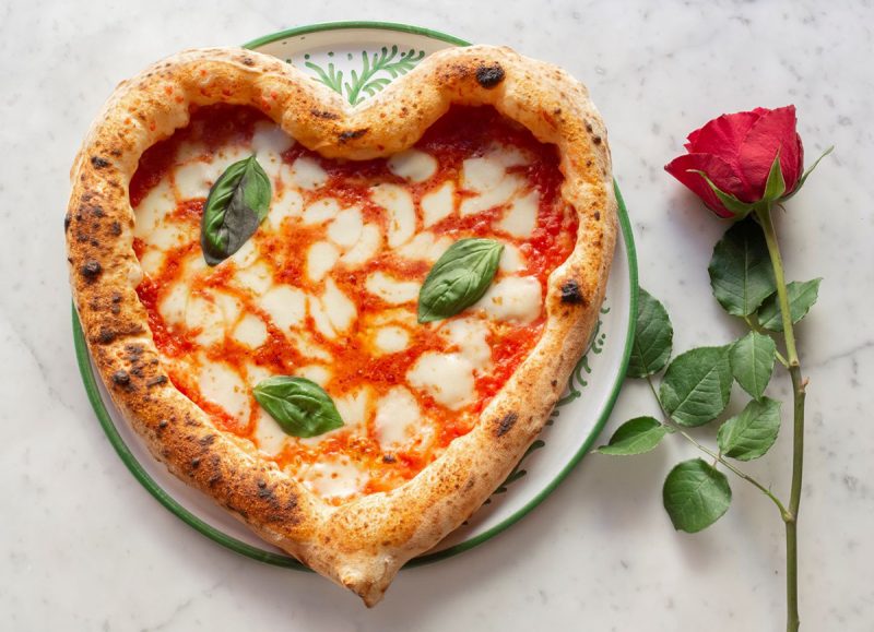 Da Crocca e Pizzium le pizze a forma di cuore per San Valentino 2023