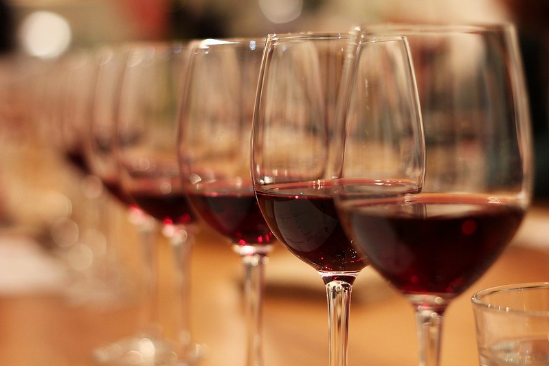 Vino al calice al ristorante: facciamo un punto sul servizio