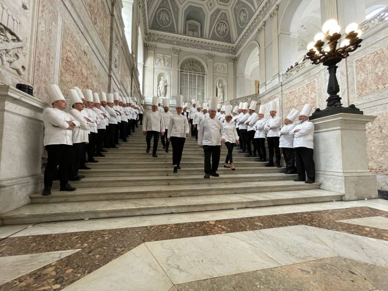 Napoli suggella il dolce amore di Apei