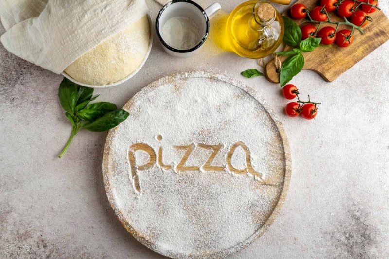 Pizza: universale e anti-crisi, anche in panificio