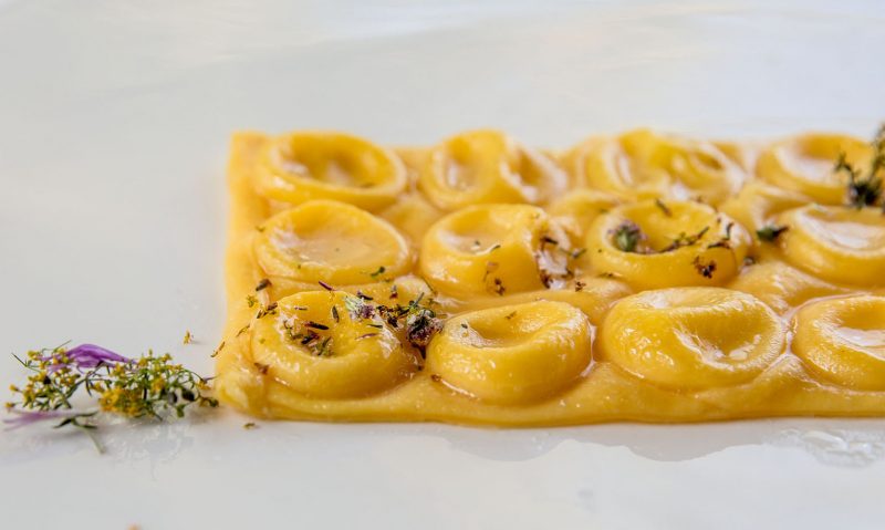 Raviolo di ravioli in 6 stagionature di Parmigiano Reggiano