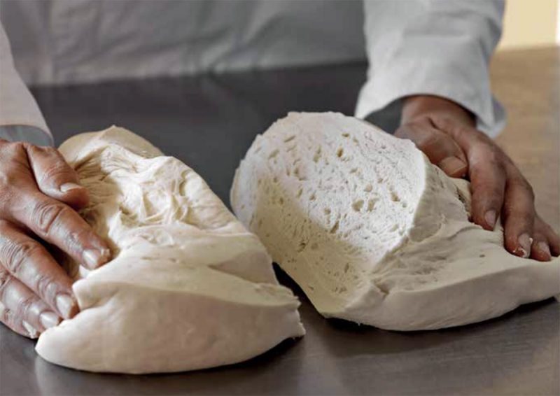 Il lievito madre sul palco di Bakery 4.0 con Beniamino Bazzoli e AB Mauri
