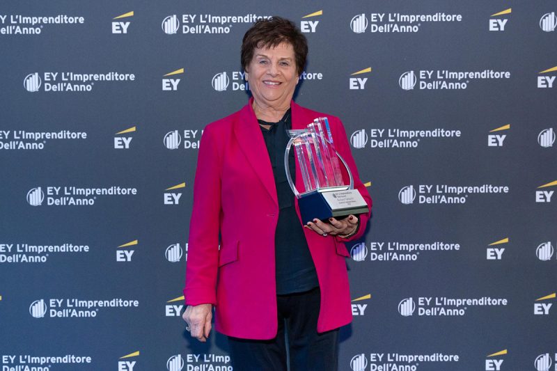 Romana Tamburini, presidente di Surgital Spa, tra i vincitori della XXVI edizione del premio EY